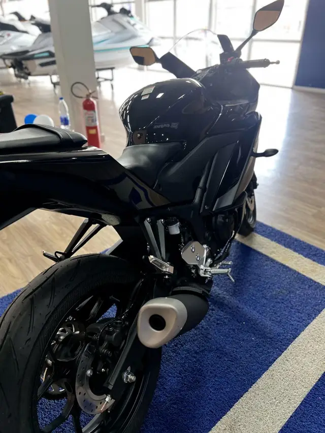 Moto Yamaha YZF R3 2025 ABS