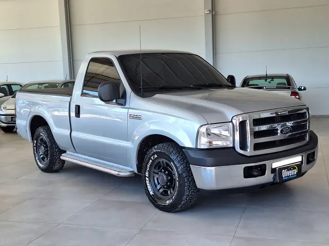 Carro Ford F-250 2008 XLT 4x2 3.9 (Cab Simples)