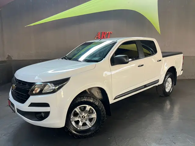 Carro Chevrolet S10 Cabine Dupla 2020 S10 2.5 ECOTEC SIDI Advantage 4x2 (Cabine Dupla)