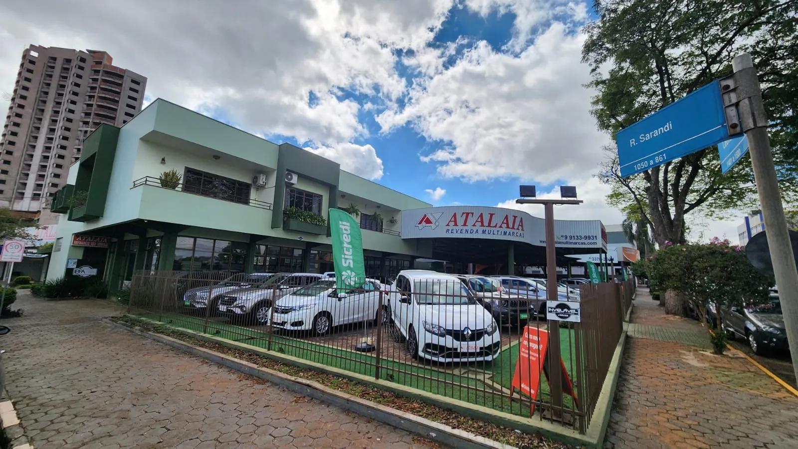 Fachada da loja Veículos à venda em Atalaia Veiculos - Toledo - PR