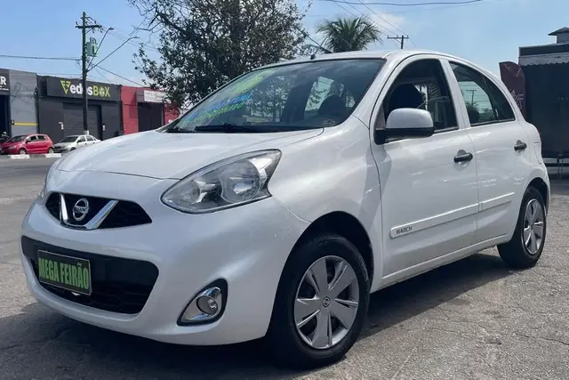 Carro Nissan March 2016 1.0 12V S (Flex)