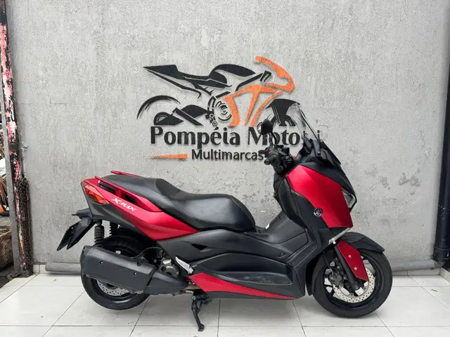 Moto Yamaha XMax 2021 250 (ABS)