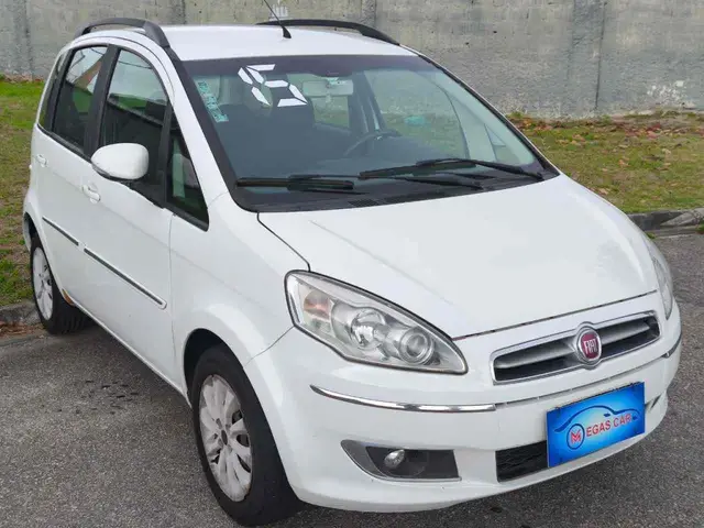 Carro Fiat Idea 2015 Essence 1.6 16V E.TorQ (Flex)