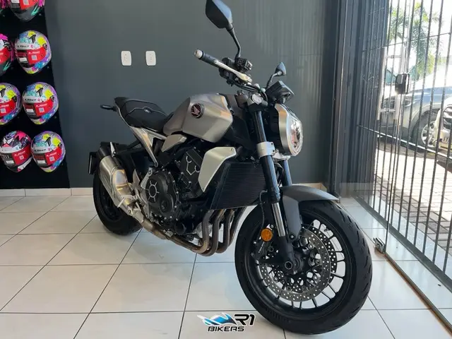 Moto Honda CB 1000R 2023 (ABS)