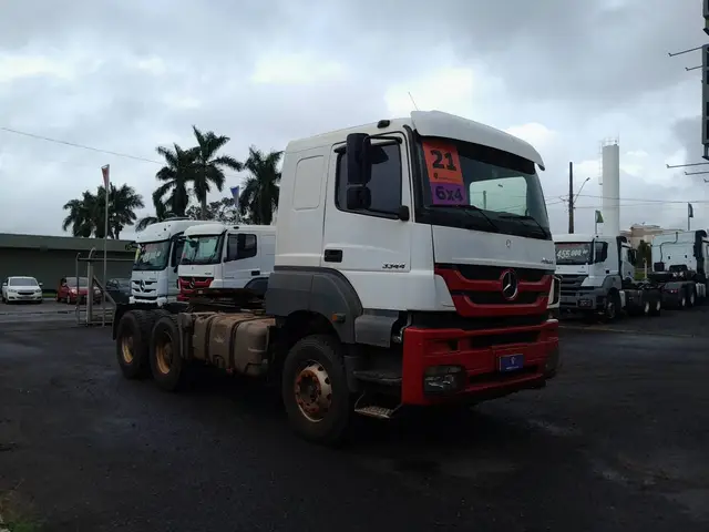 Caminhão Mercedes-Benz Axor 2021 3344 S/33 6X4E5