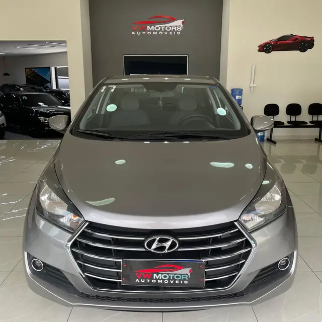 Carro Hyundai HB20S 2017 1.6 Comfort Plus blueMedia (Flex)