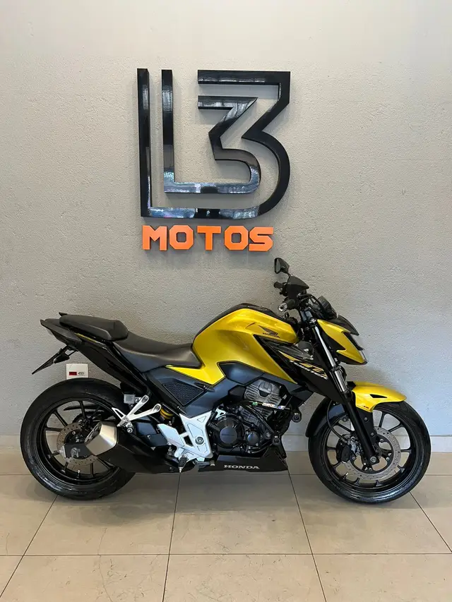 Moto Honda CB 300F Twister 2024 (CBS)