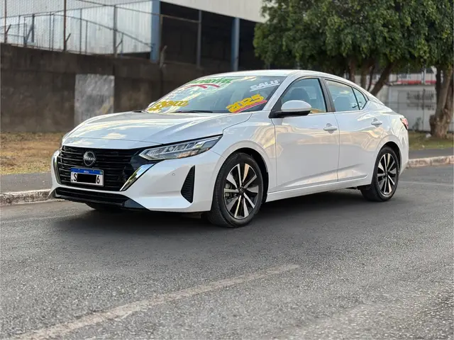 Carro Nissan Sentra 2025 Advance 2.0 16V Aut.