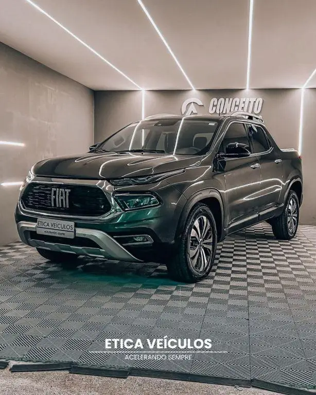 Carro Fiat Toro 2024 Volcano 2.0