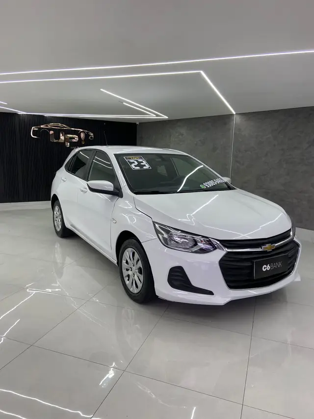 Carro Chevrolet Onix 2023 LT 1.0