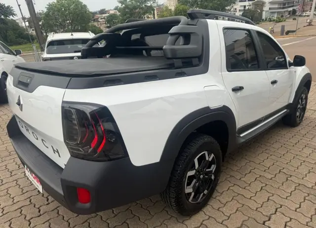 Carro Renault Oroch 2024 Outsider 1.3 TCe (Flex) (Aut.)