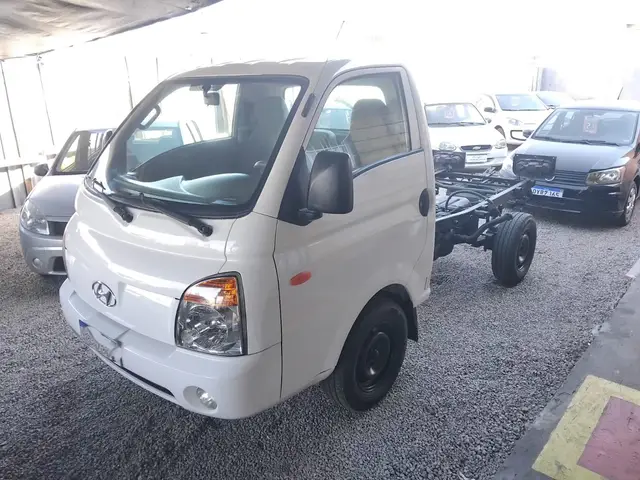 Caminhão Hyundai HR 2012 HD 2.5 TCI Longo sem Cacamba