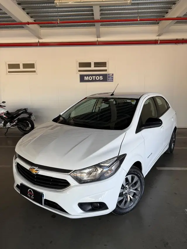 Carro Chevrolet Onix 2019 1.4 Advantage SPE/4 (Aut)