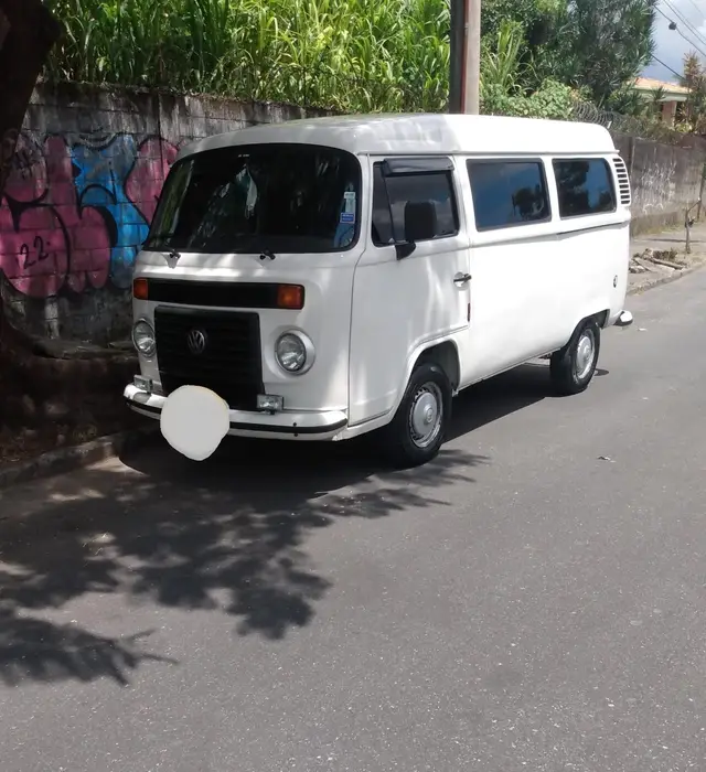 Carro Volkswagen Kombi 2011 Standard 1.4 (Flex)