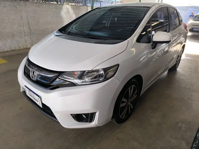 Carro Honda Fit 2015 1.5 16v LX CVT (Flex)