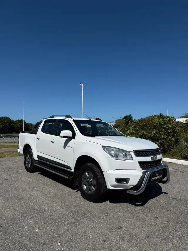 Carro Chevrolet S10 Cabine Dupla 2016 S10 2.4 Advantage (Cabine Dupla)