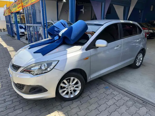 Carro CAOA Chery Celer 2015 Hatch 1.5 16V ACT (Flex)