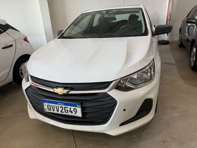 Carro Chevrolet Onix 2021 1.0 (Flex)