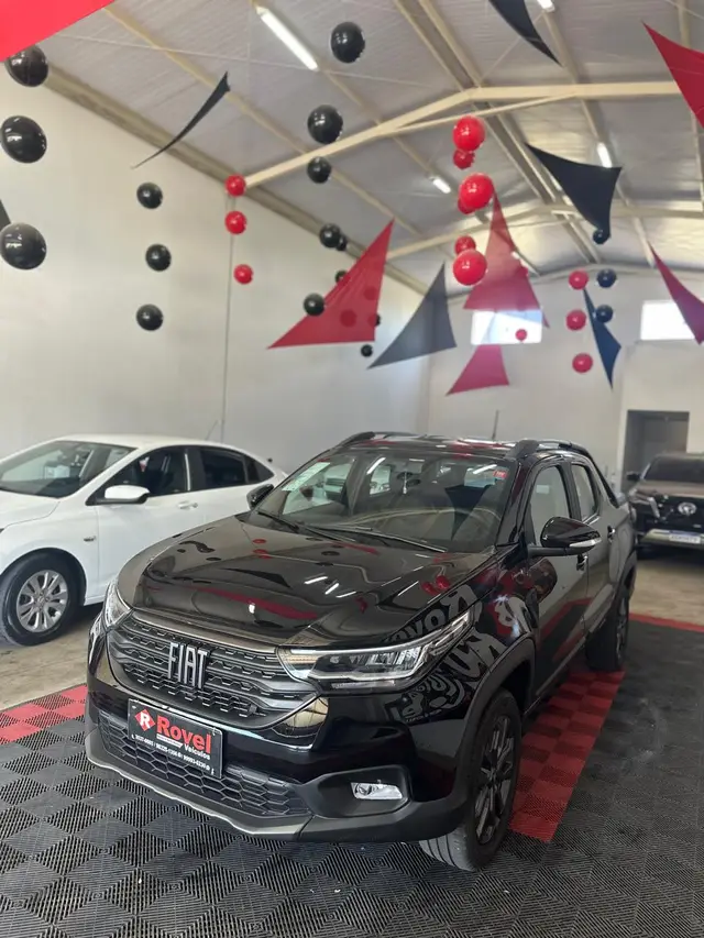 Carro Fiat Strada 2025 Volcano 1.3 Flex 8V CD Aut.