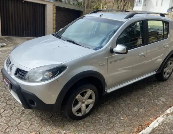 Carro Renault Sandero Stepway 2011 1.6 16V (Flex)