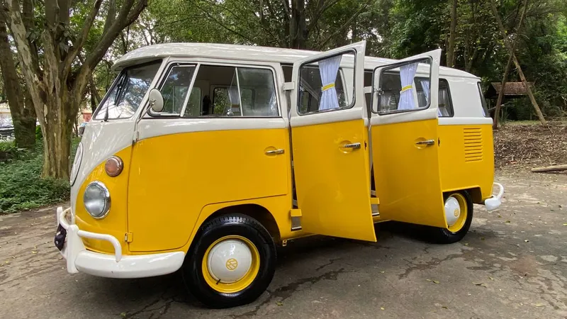 VW Kombi 6 portas: a versão exclusiva do Brasil