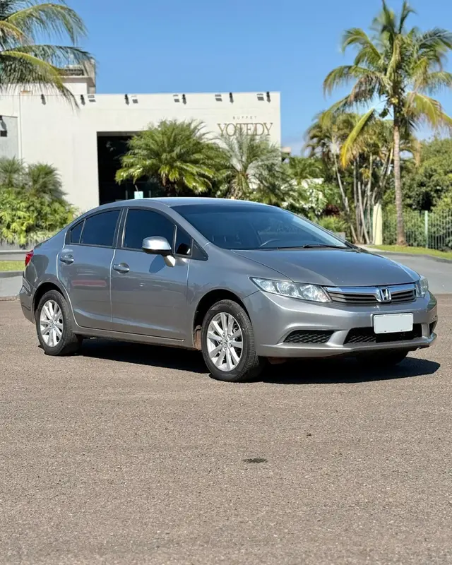 Carro Honda Civic 2015 LXS 1.8 i-VTEC (Aut) (Flex)