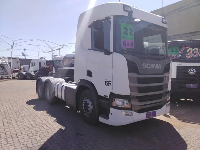 Caminhão Scania R 540 2022 A 6X4