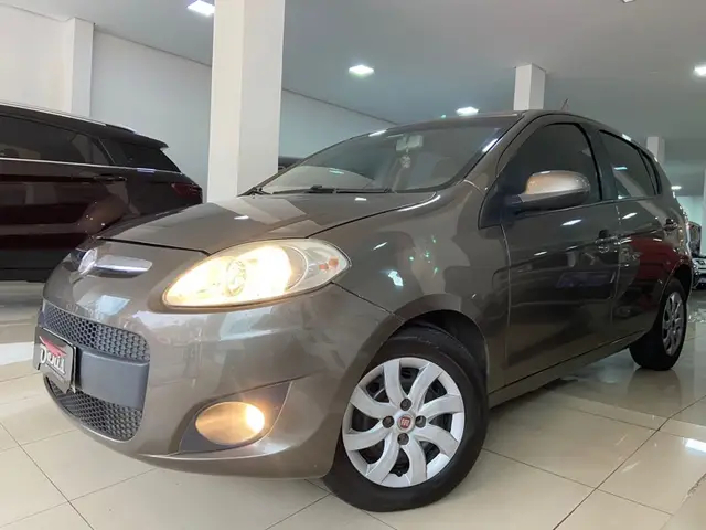 Carro Fiat Palio 2012 Attractive 1.0 8V (Flex)