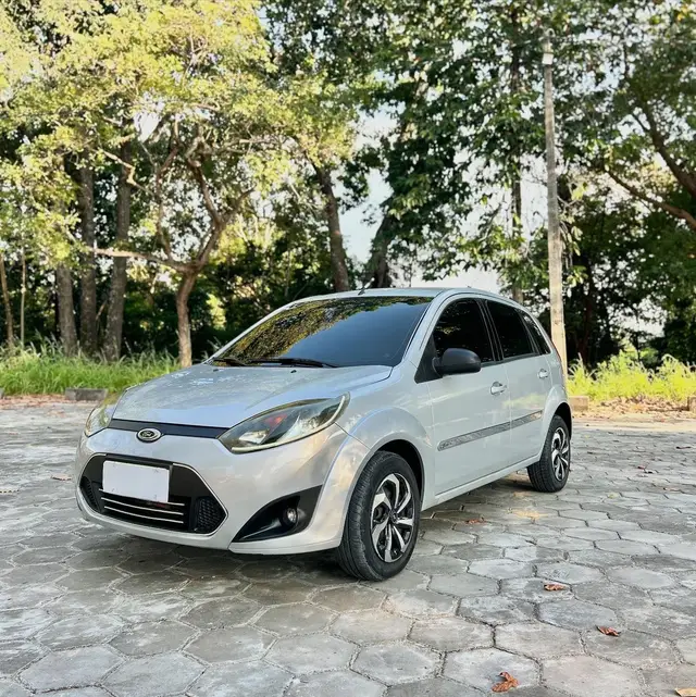 Carro Ford Fiesta Hatch 2013 SE Rocam 1.6 (Flex)