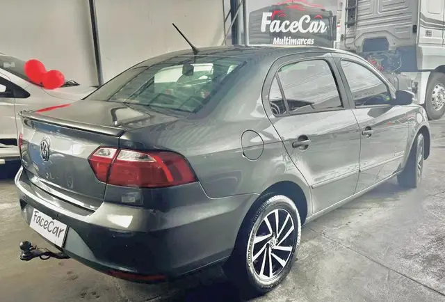 Carro Volkswagen Voyage 2015 1.0 TEC Comfortline (Flex)