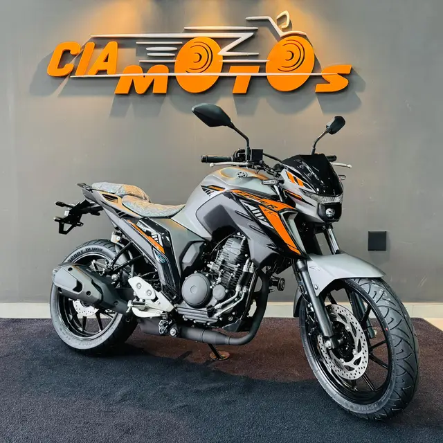 Moto Yamaha Fazer FZ25 2025 ABS