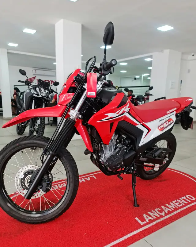 Moto Honda XR 300L 2026 Tornado