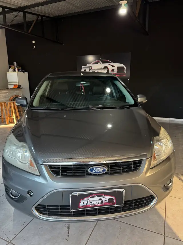 Carro Ford Focus Hatch 2011 GL 1.6 16V (Flex)
