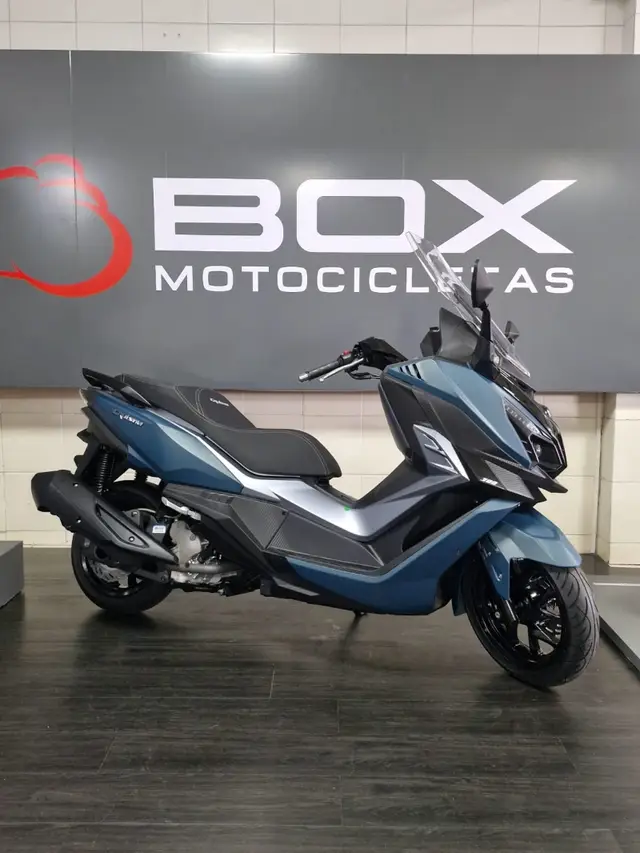 Moto Dafra Cruisym 2025 300