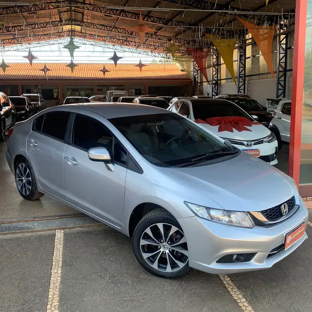 Carro Honda Civic 2016 LXR 2.0 i-VTEC (Aut) (Flex)
