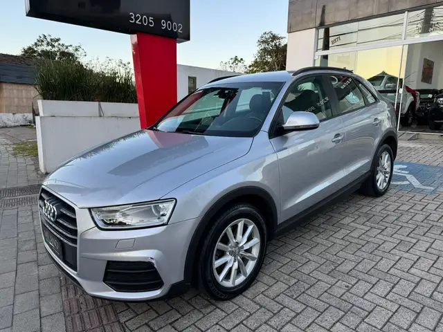 Carro Audi Q3 2017 1.4 TFSI Ambiente S Tronic (Flex)
