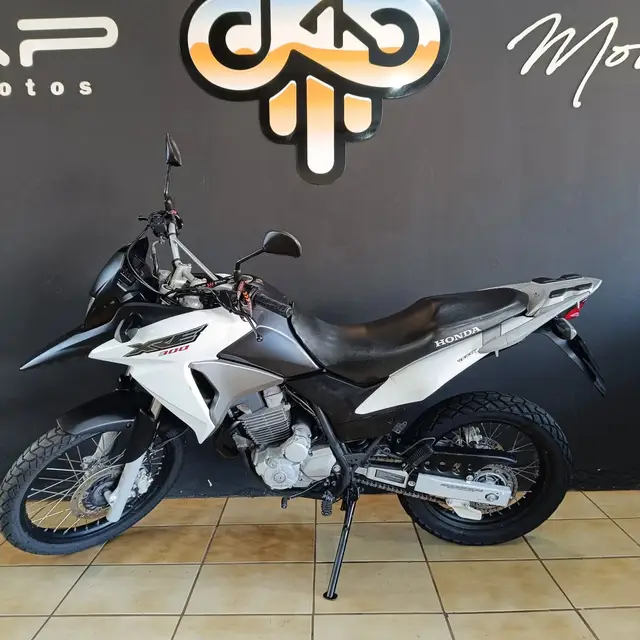 Moto Honda XRE 300 2016 (Flex)