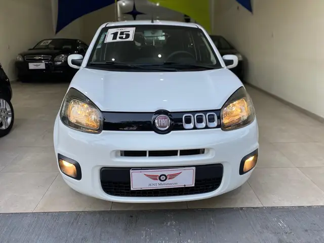 Carro Fiat Uno 2015 Evolution 1.4 8V (Flex) 4p