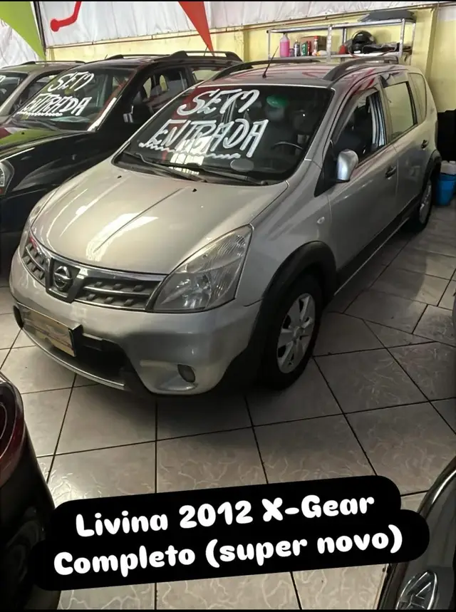 Carro Nissan Livina 2012 X-Gear SL 1.6 16V (flex)