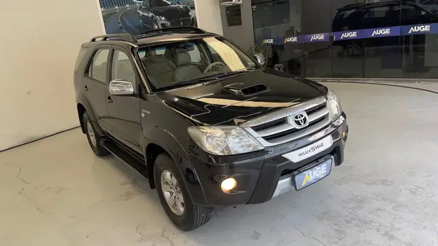 Carro Toyota Hilux SW4 2006 SRV 4x4 3.0 Turbo  (aut)