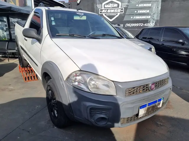 Carro Fiat Strada 2016 Working 1.4 (Flex)