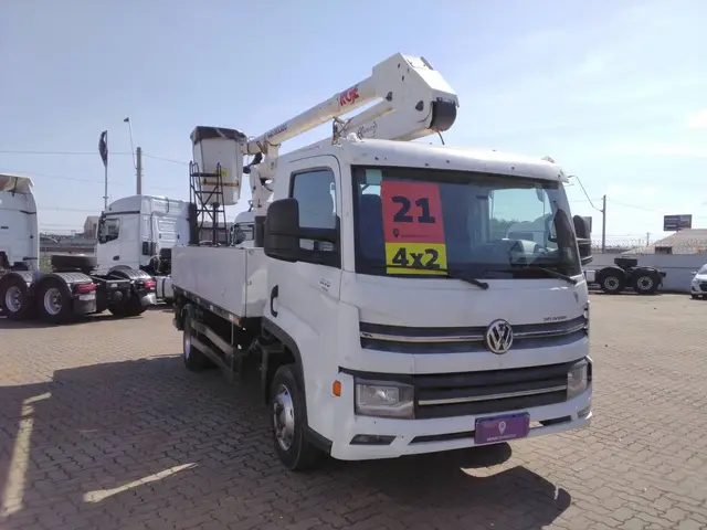 Caminhão Volkswagen 9.170 2021 Delivery 2p (diesel)(E5)
