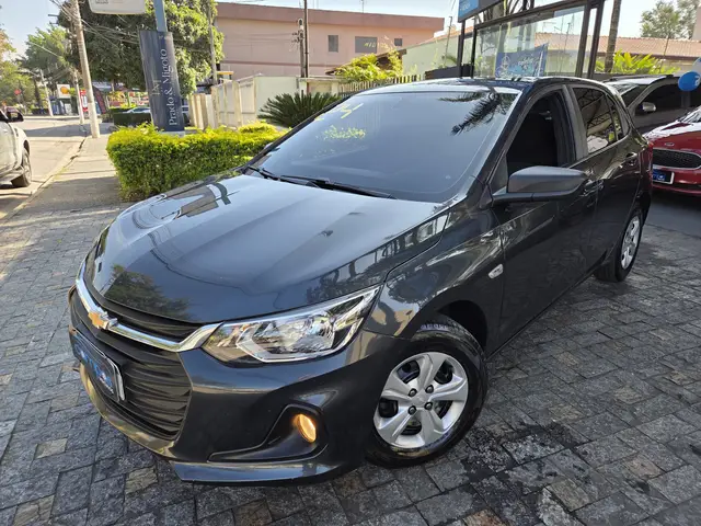 Carro Chevrolet Onix 2024 LT 1.0