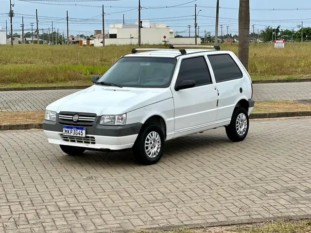 Carro Fiat Uno Mille 2013 Fire Economy 1.0 (Flex) 2p