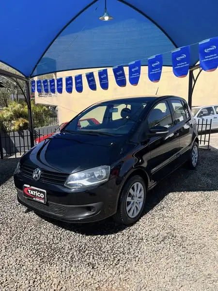 Carro Volkswagen Fox 2013 1.0 TEC (Flex) 4p