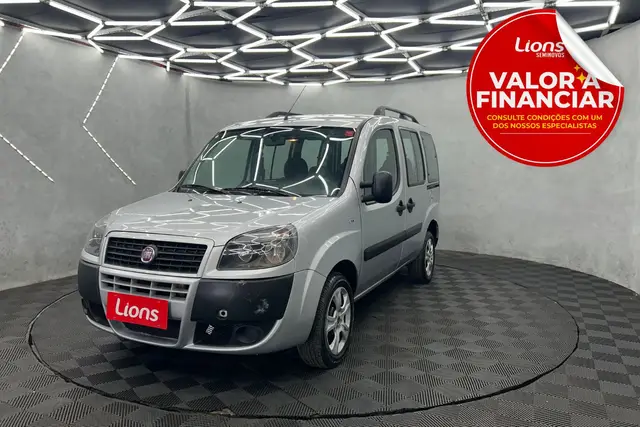 Carro Fiat Doblò 2021 Essence 1.8 16V (Flex)