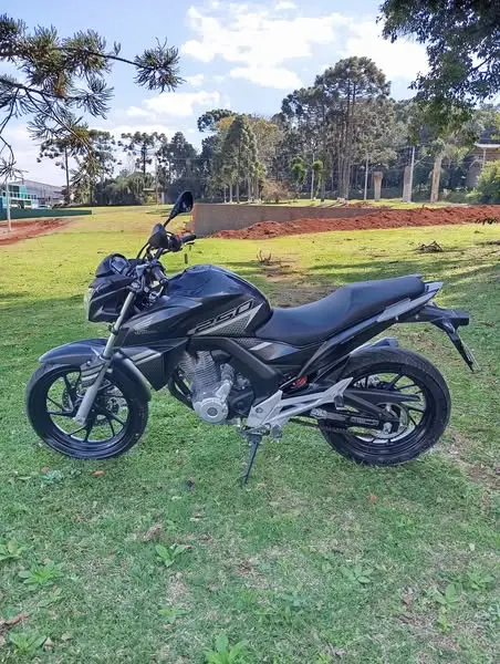 Moto Honda CB 250F Twister 2022 ABS