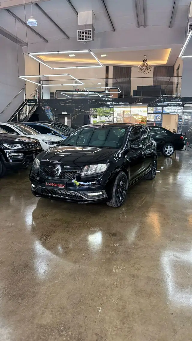 Carro Renault Sandero 2018 RS 2.0 16V (Flex)