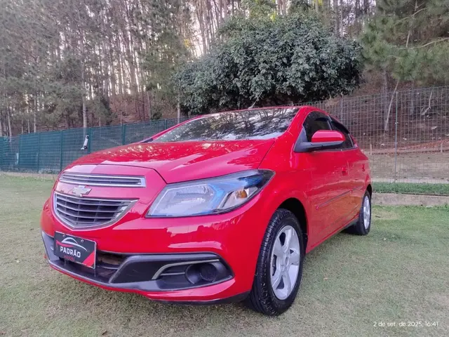 Carro Chevrolet Onix 2013 1.4 LT SPE/4