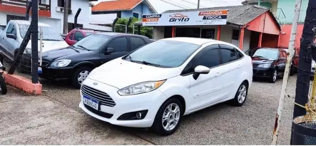 Carro Ford New Fiesta Sedan 2015 1.6 SE (Flex)